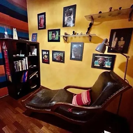 La Casa Del Barbiere 住宿加早餐酒店 摩德纳