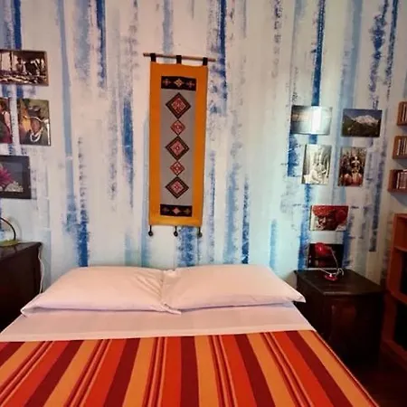 La Casa Del Barbiere Nocleg ze śniadaniem Modena